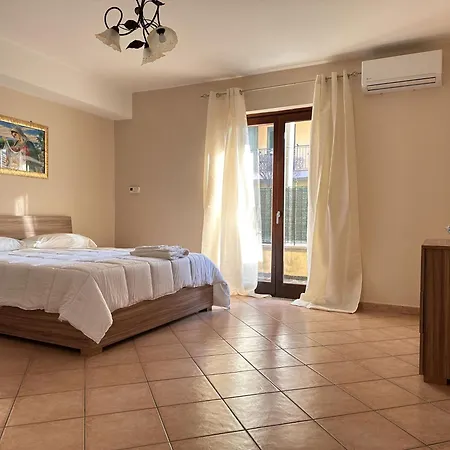 Casa Hyria
