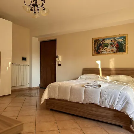 Guest house Casa Hyria