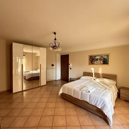 Guest house Casa Hyria